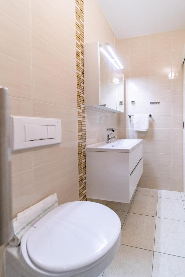 Apartments Stare Brajde ロパール エクステリア 写真
